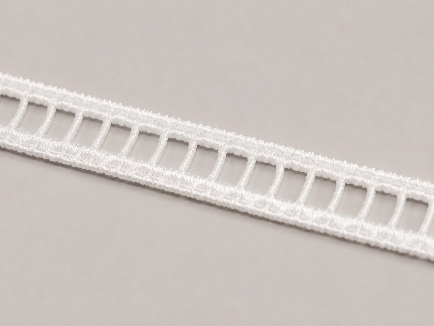 Lace sample 07